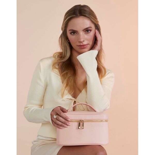 Boutique Vanity Case Thumbnail