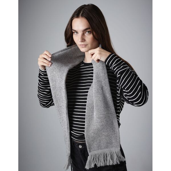 Classic Knitted Scarf Thumbnail